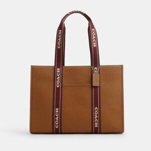 NWT Coach Outlet Large Smith Tote Bag